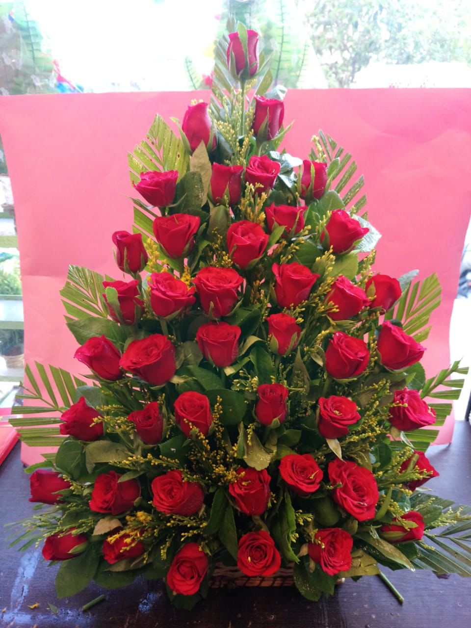 50 red roses basket